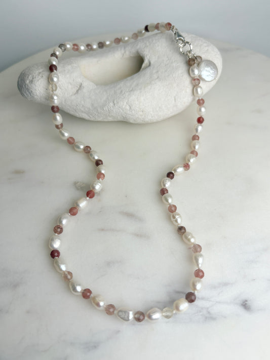 Pearl & Play Necklace