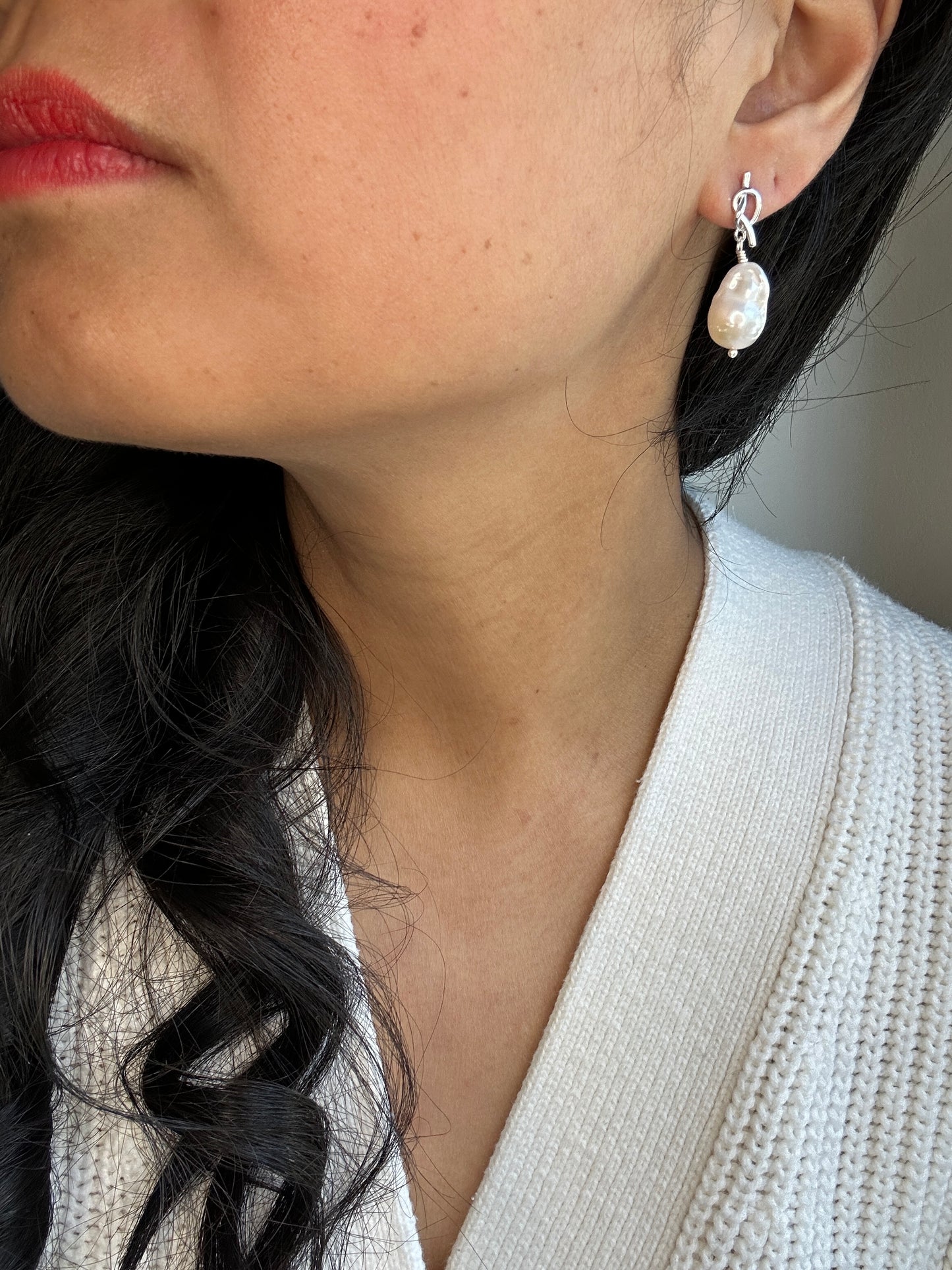 Sweetheart Knot Earring