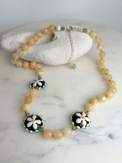 Groovy Bloom Party Necklace