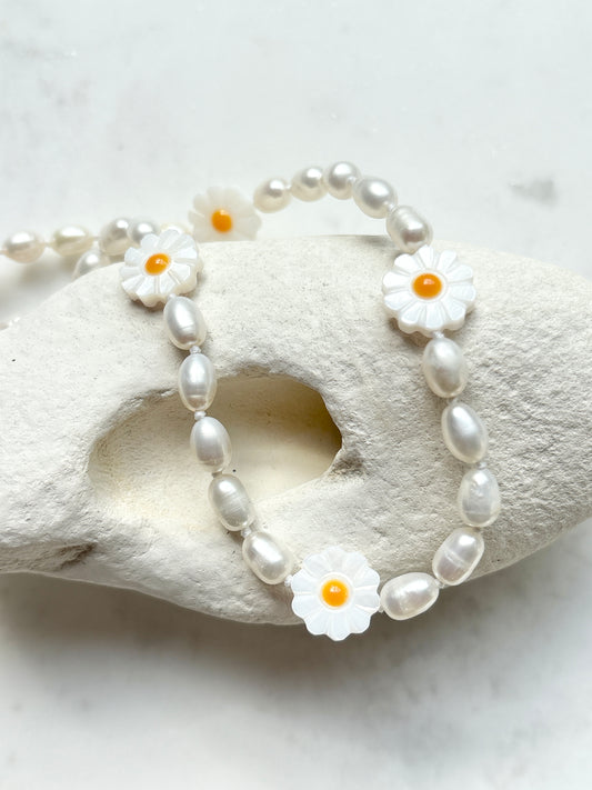 Daisy Chain Necklace