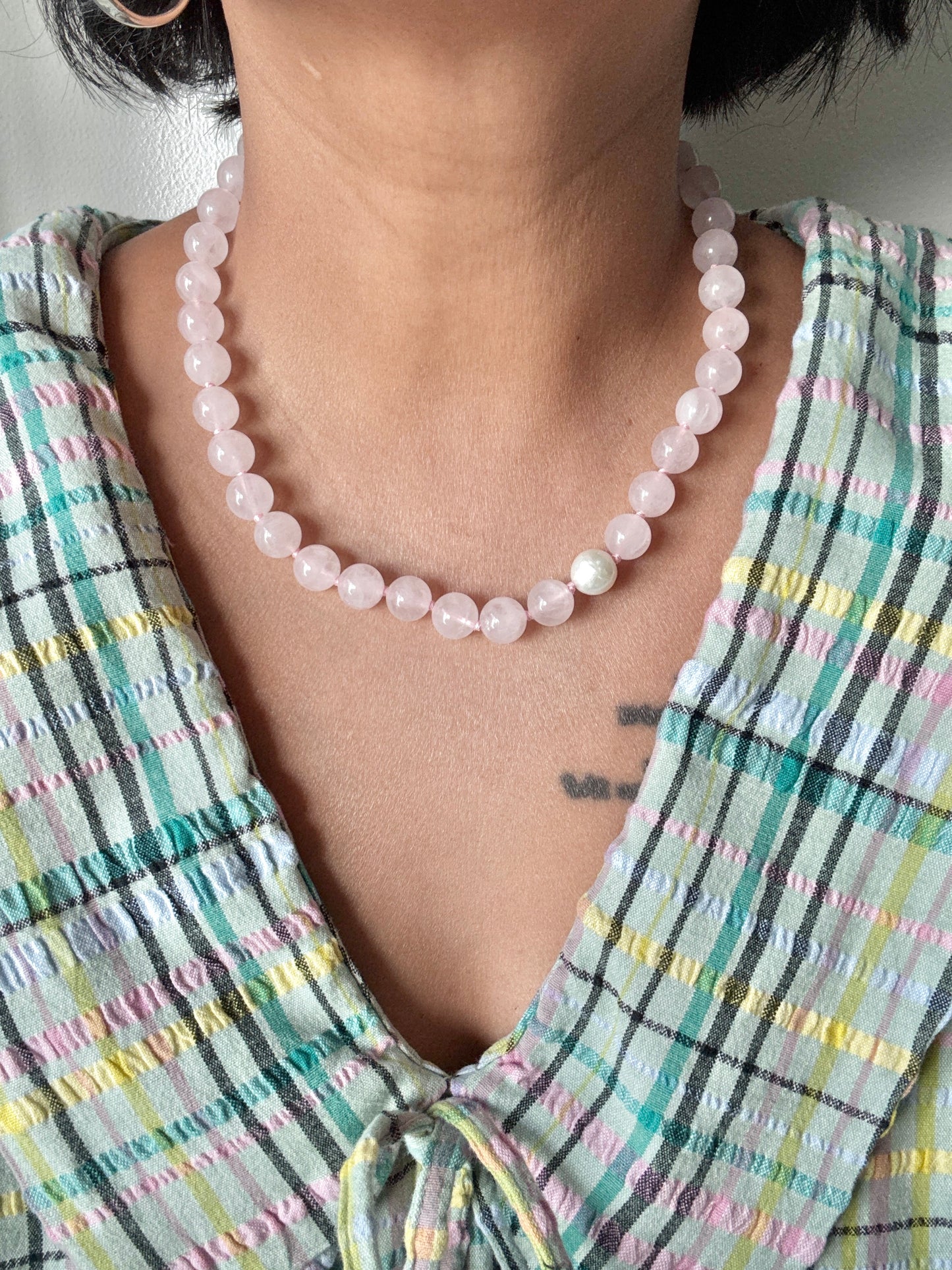 Rose Quartz O’Clock Necklace