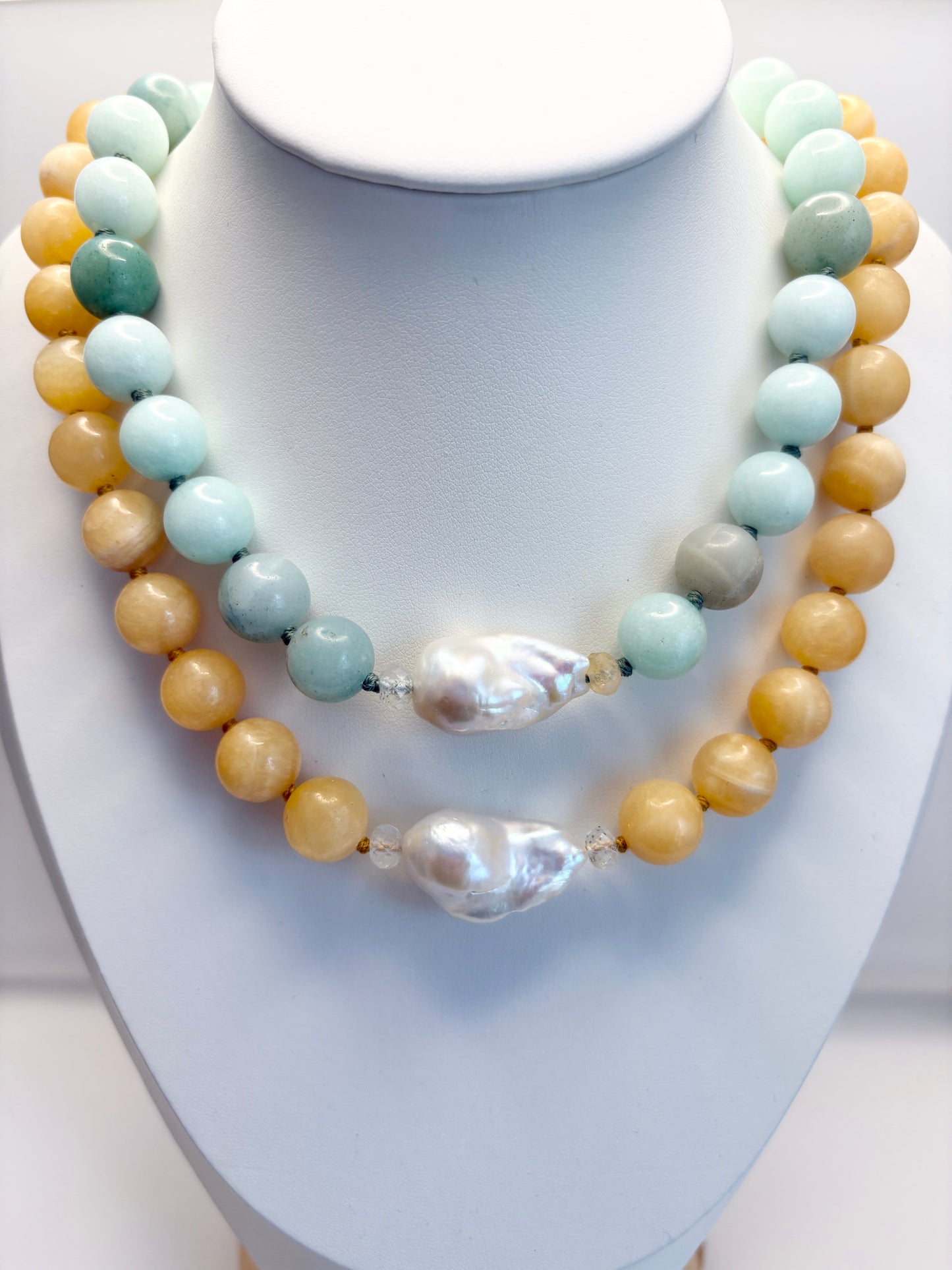 Baroque Embrace Deluxe White Necklace