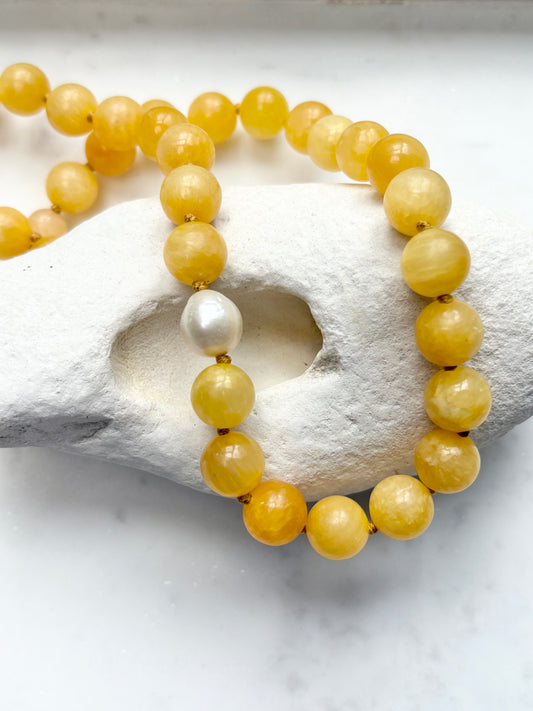 Calcite O’Clock Necklace