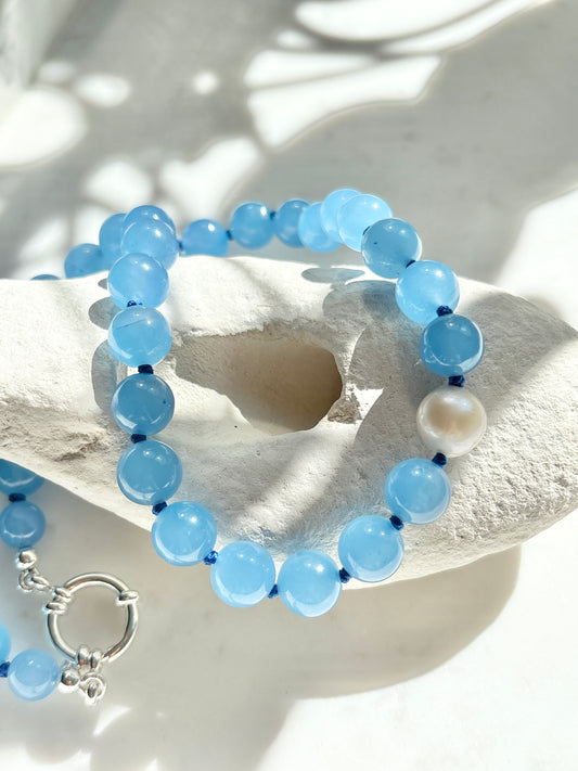 Aquamarine O’Clock Necklace