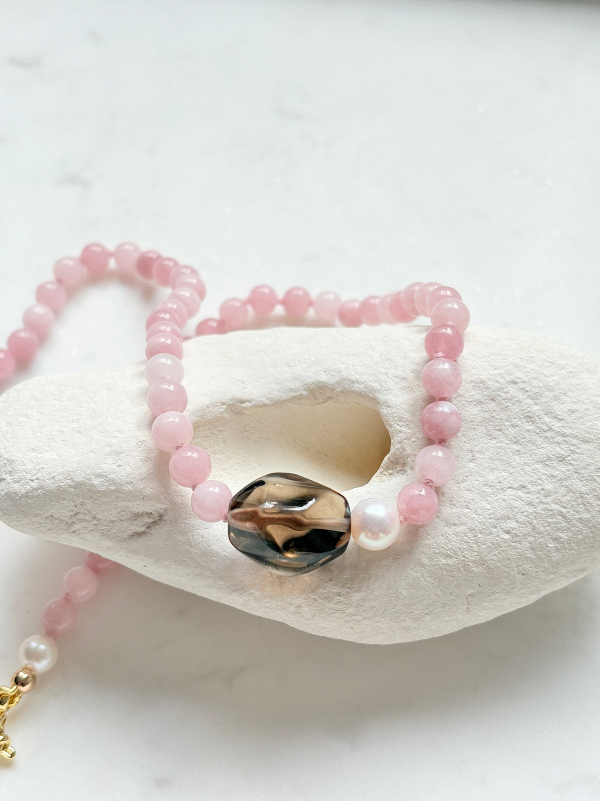 Pebble Pop Smokey Necklace - Limited