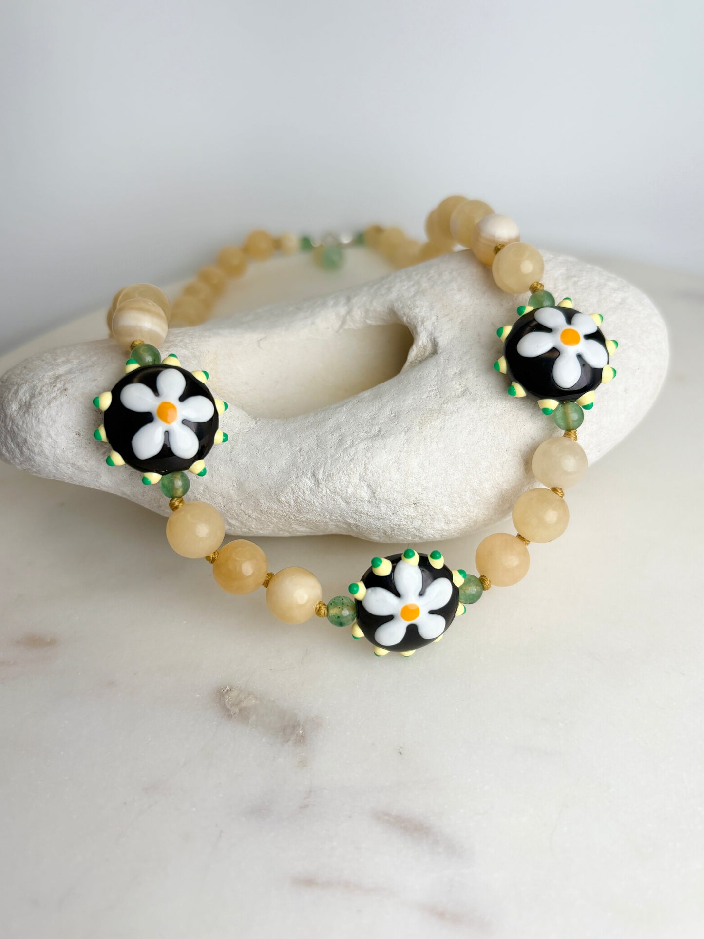 Groovy Bloom Party Necklace