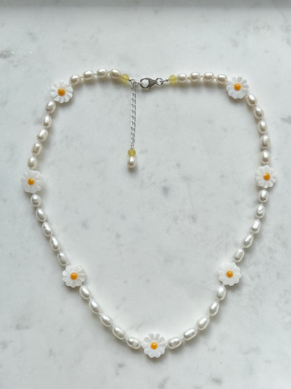 Daisy Chain Necklace