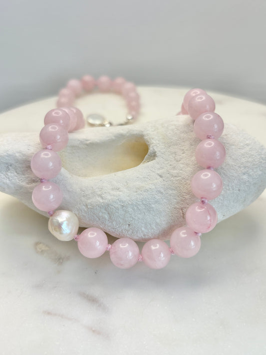 Rose Quartz O’Clock Necklace