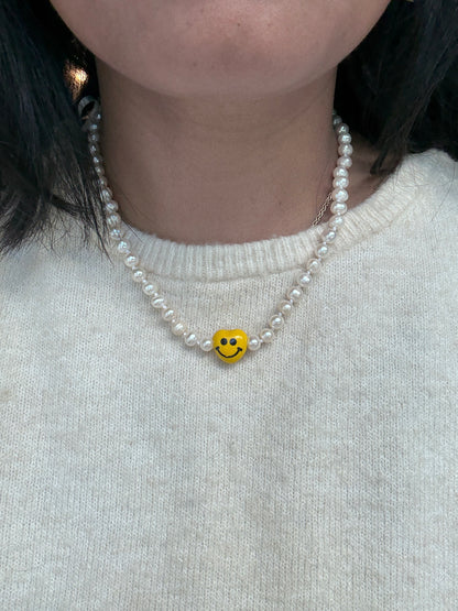 90s Smile Necklace