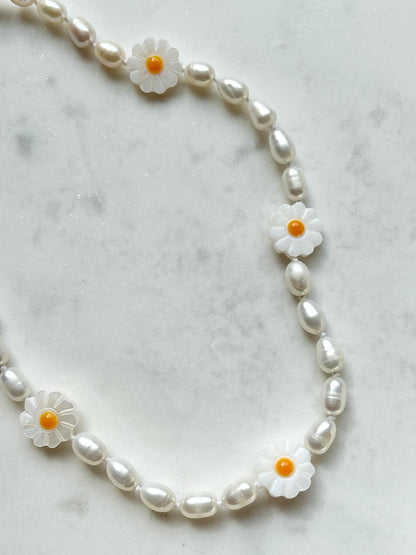 Daisy Chain Necklace