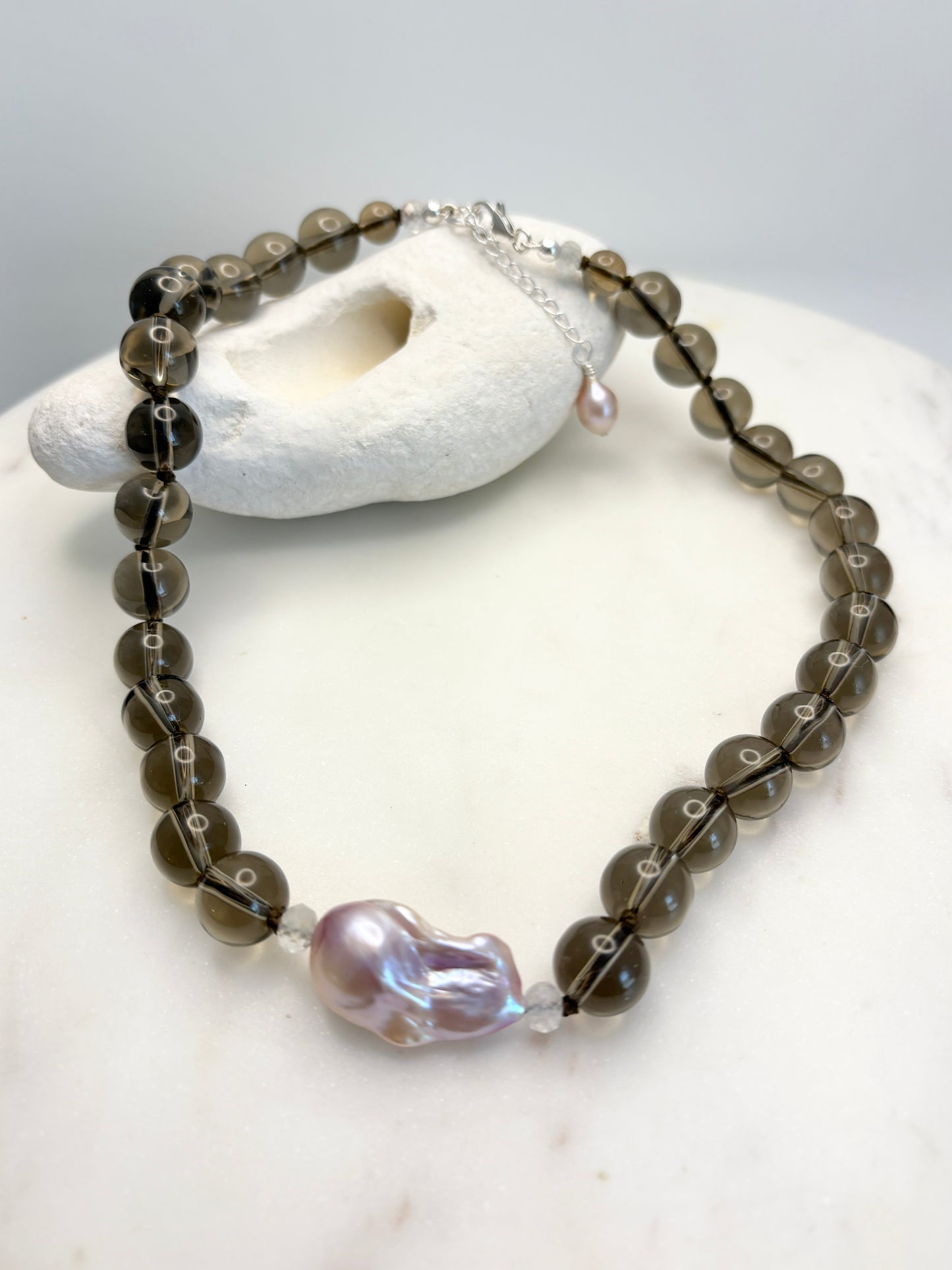 Baroque Embrace Deluxe Rose Necklace