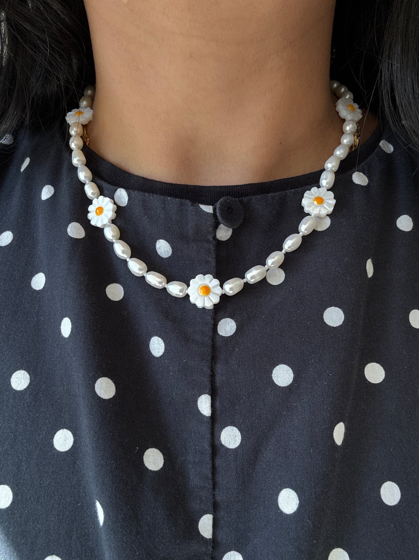 Daisy Chain Necklace