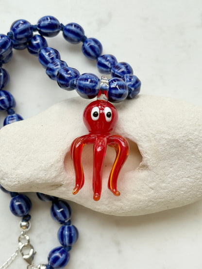 Little Kraken Coral Necklace - Limited