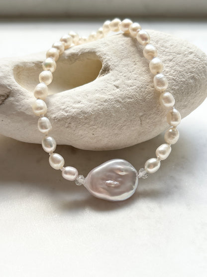 Pearly Baroque Embrace Ivory Necklace