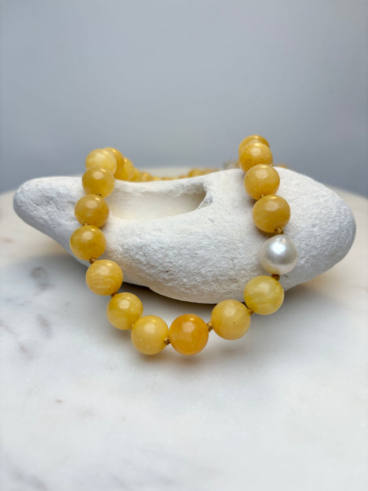 Calcite O’Clock Necklace