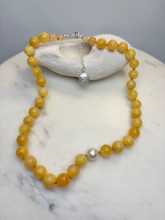 Calcite O’Clock Necklace