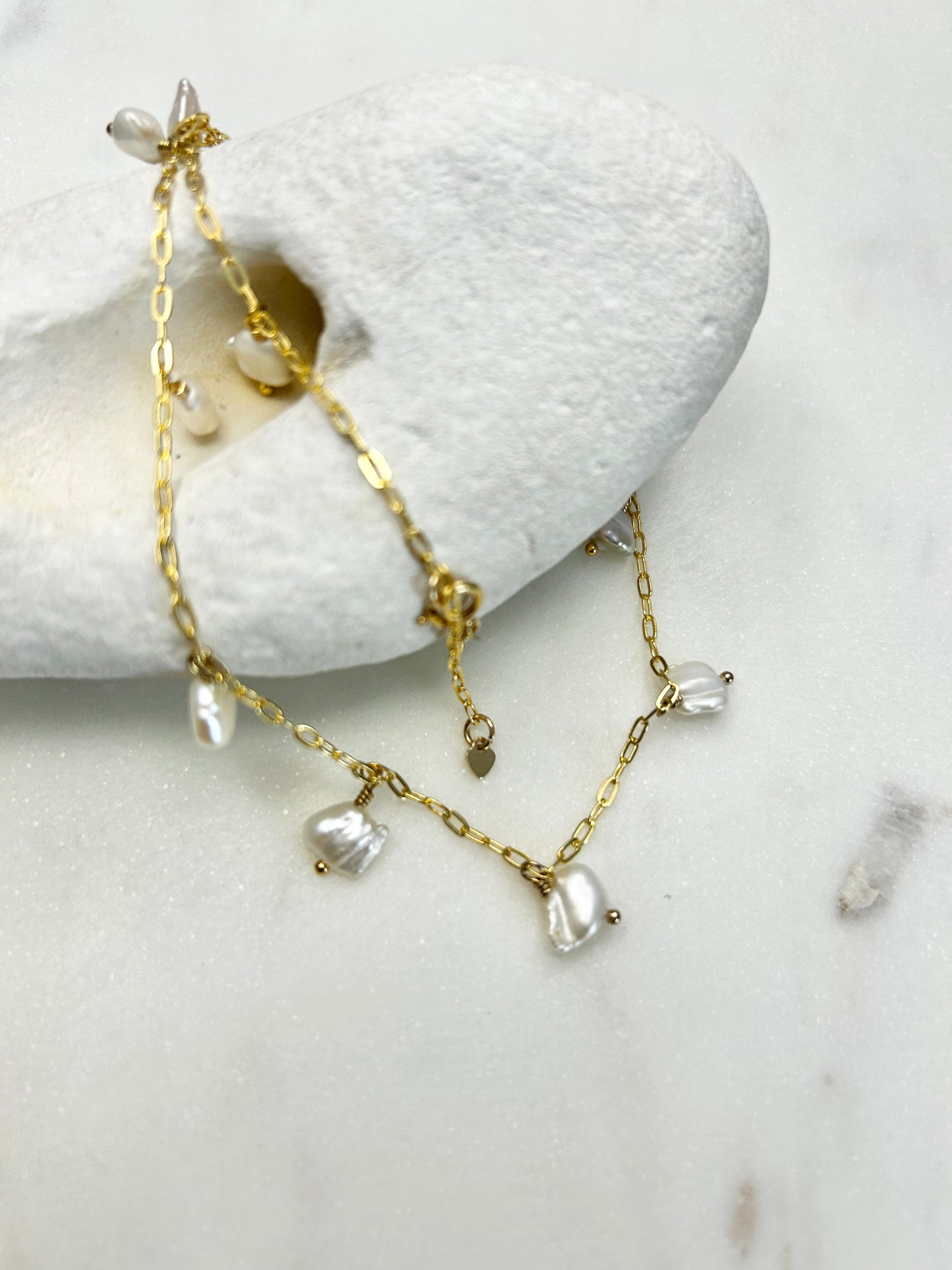 Clara Chain