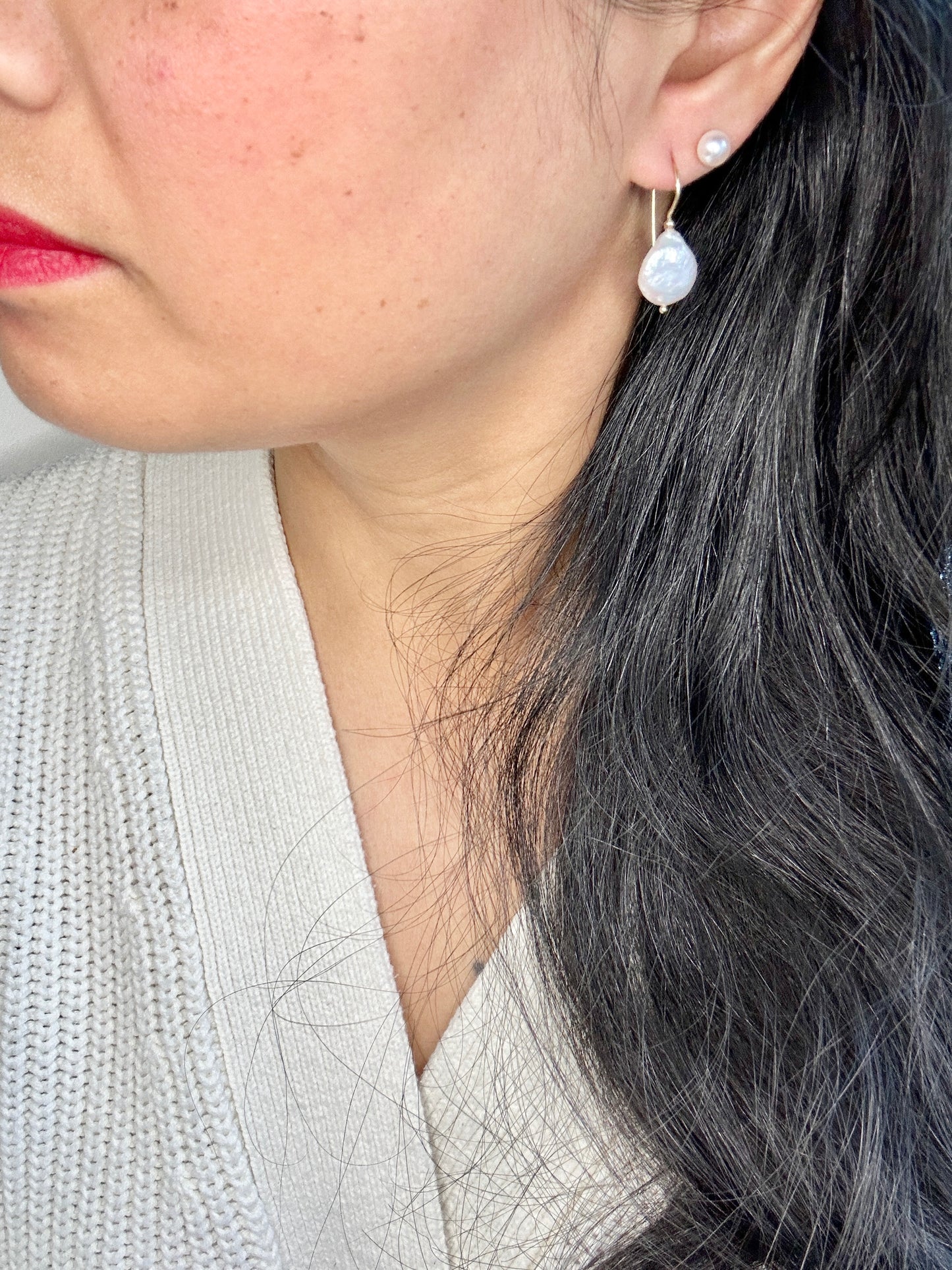 Elisa White Earring