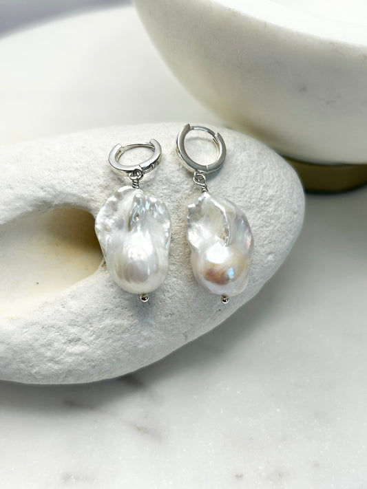 Ezmaralda Earring
