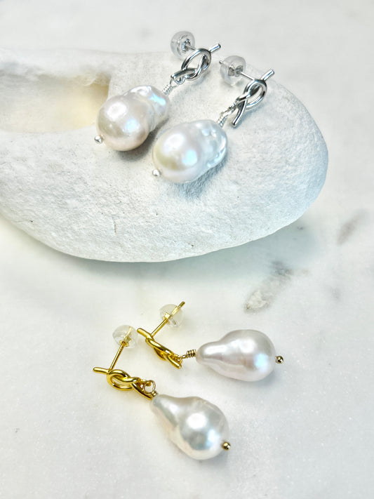 Sweetheart Knot Earring