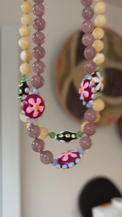 Groovy Bloom Party Necklace