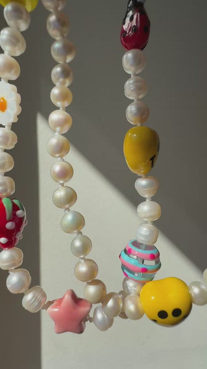 90s Smile Necklace